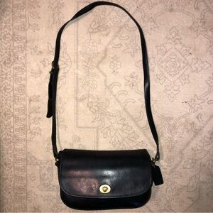 Vintage Coach Black Bag 202-07 Shoulder Bag